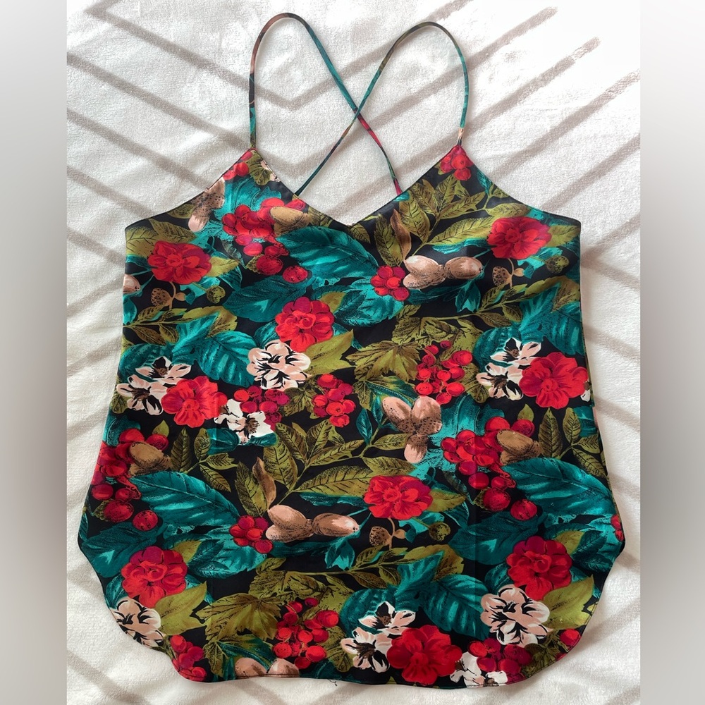 EUC Kathryn Vintage Satin Floral Camisole Top Size M Medium
